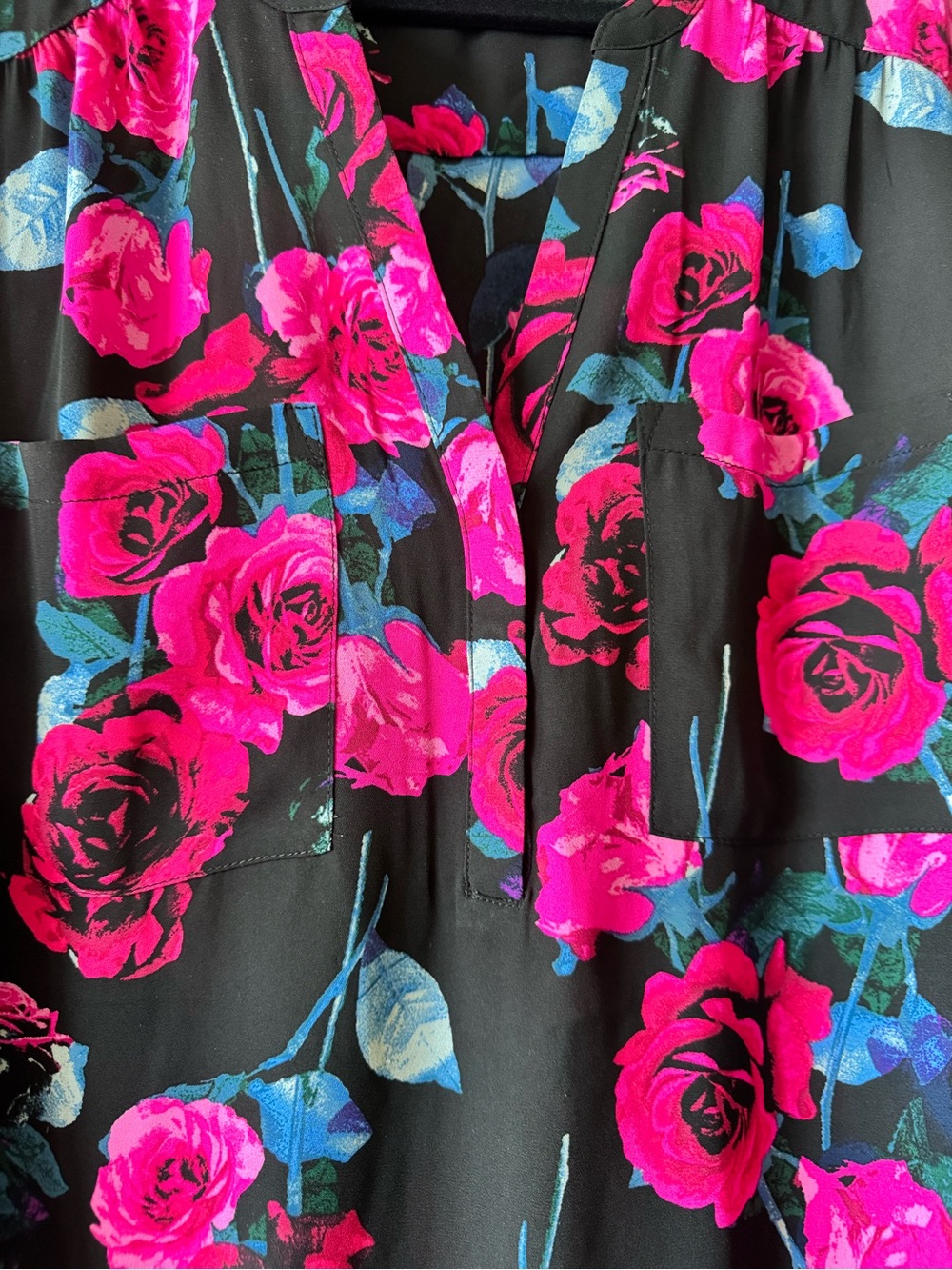 Torrid Black Floral Split-Neck Blouse in Hot Pink - Picture 3 of 4